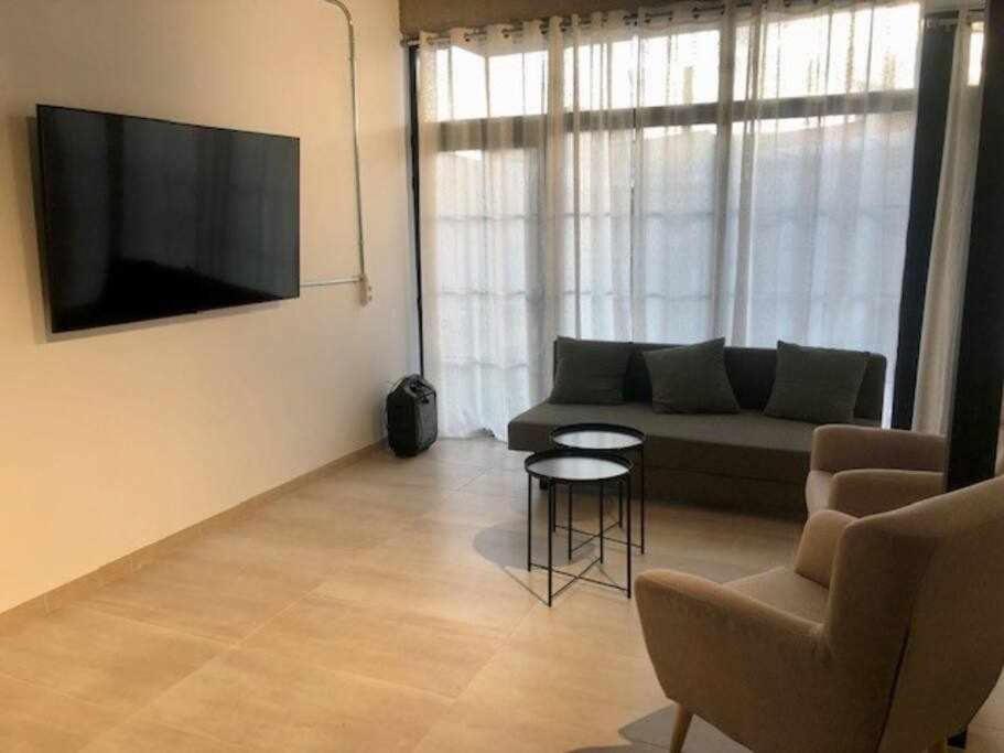 Alojamiento El Pez Casa Con Piscina Climatizada Villafranca de los Caballeros Buitenkant foto